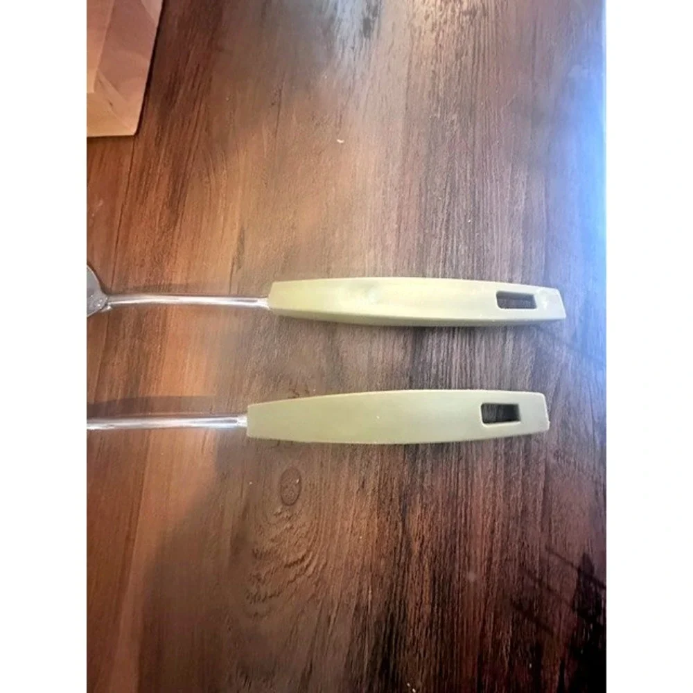 Vintage Ekco Slotted Serving Spoon and Solid Serving Spoon Avocado Green